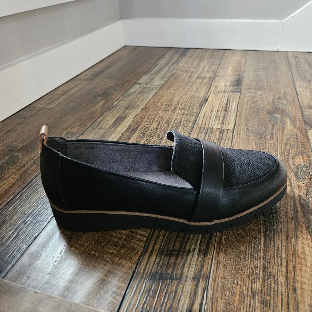 NWOT Dr. Scholl's Webster Women's Black Slip-On Comfortable‎ Loafers. Size 11W